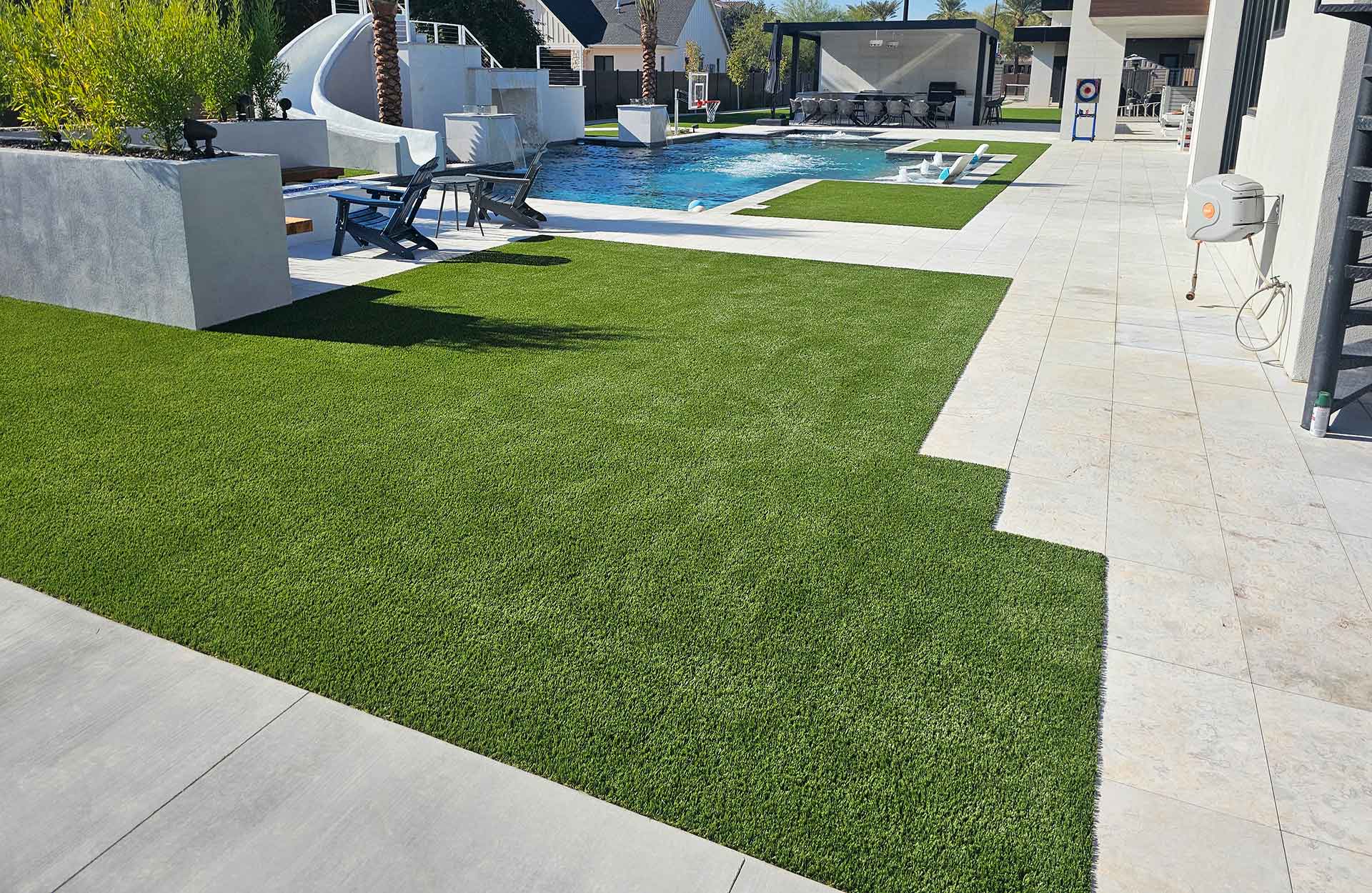 Home with artificial grass in Gilbert, AZ by Desert Grass and Greens